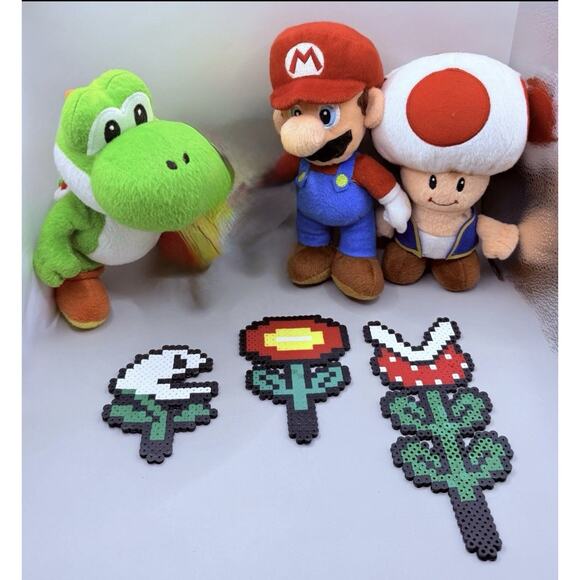 Super Mario Bros Plush Lot Of 6 Mario Toad Green Yoshi Rare Art 2010 - Picture 3 of 16